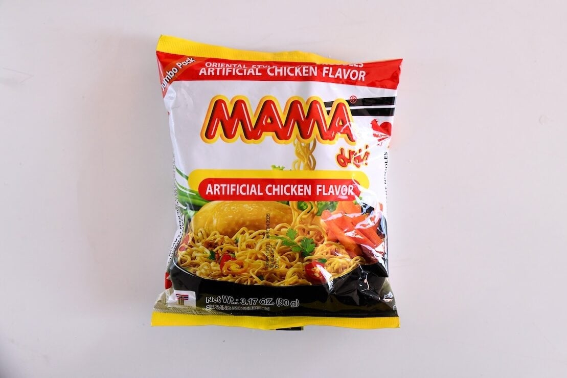 Mama Chicken Instant Noodles in packaging