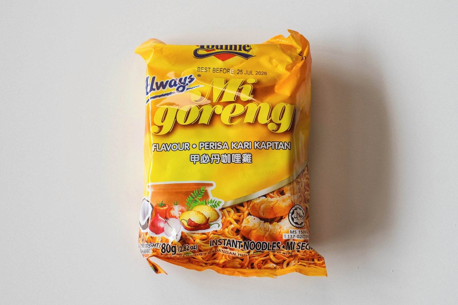 Ibumie Mi Goreng Perisa Kari Kapitan package on a white background