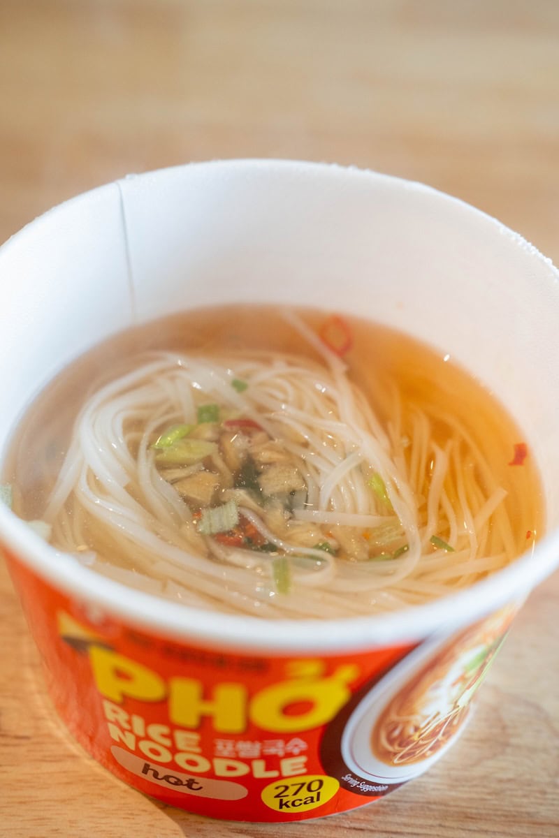 Tae Rice Nongshim Taekyung Pho Rice Noodle Hot Review | Instant Ramen