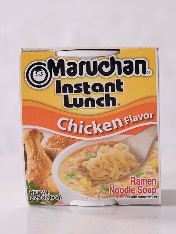 Maruchan Instant Lunch Chicken Ramen Noodles in cup packaging